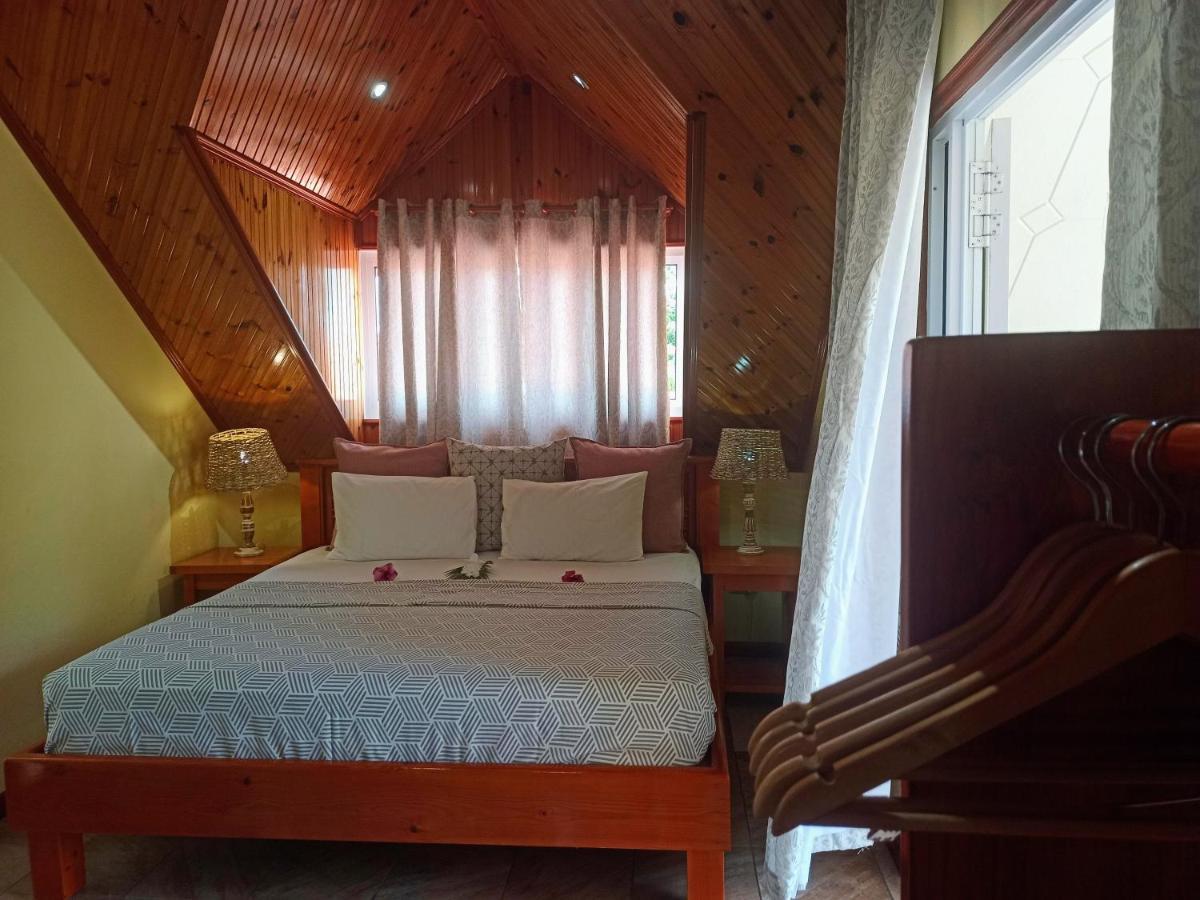 Badamier Self-Catering Apartment La Digue Exterior photo